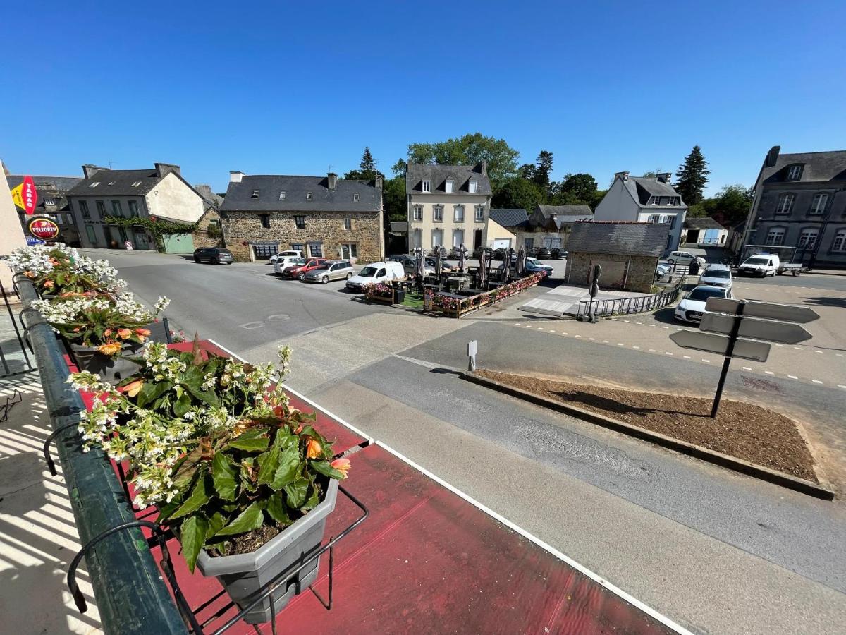 Le Relais De La Place Le Faou Exterior foto